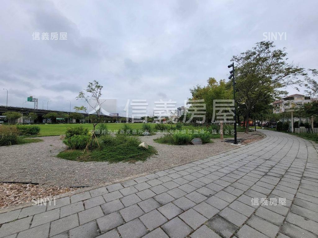 逢甲近西屯國小別墅房屋室內格局與周邊環境