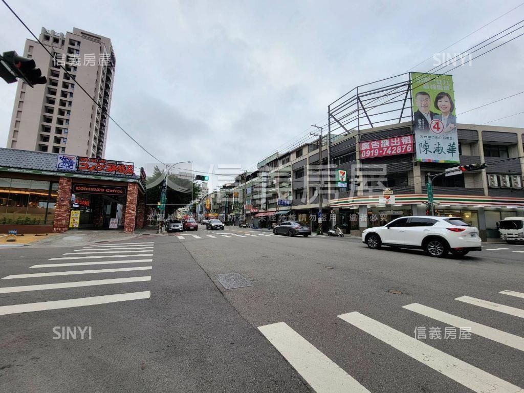 逢甲近西屯國小別墅房屋室內格局與周邊環境