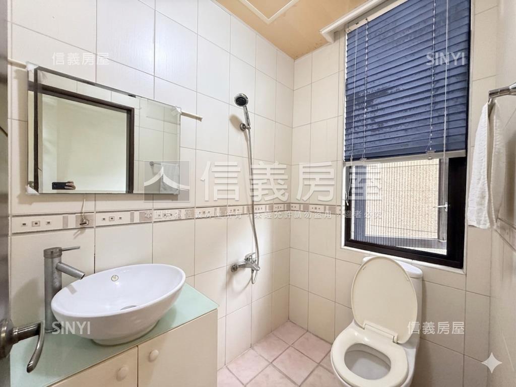 藝術林居邊間美透天房屋室內格局與周邊環境