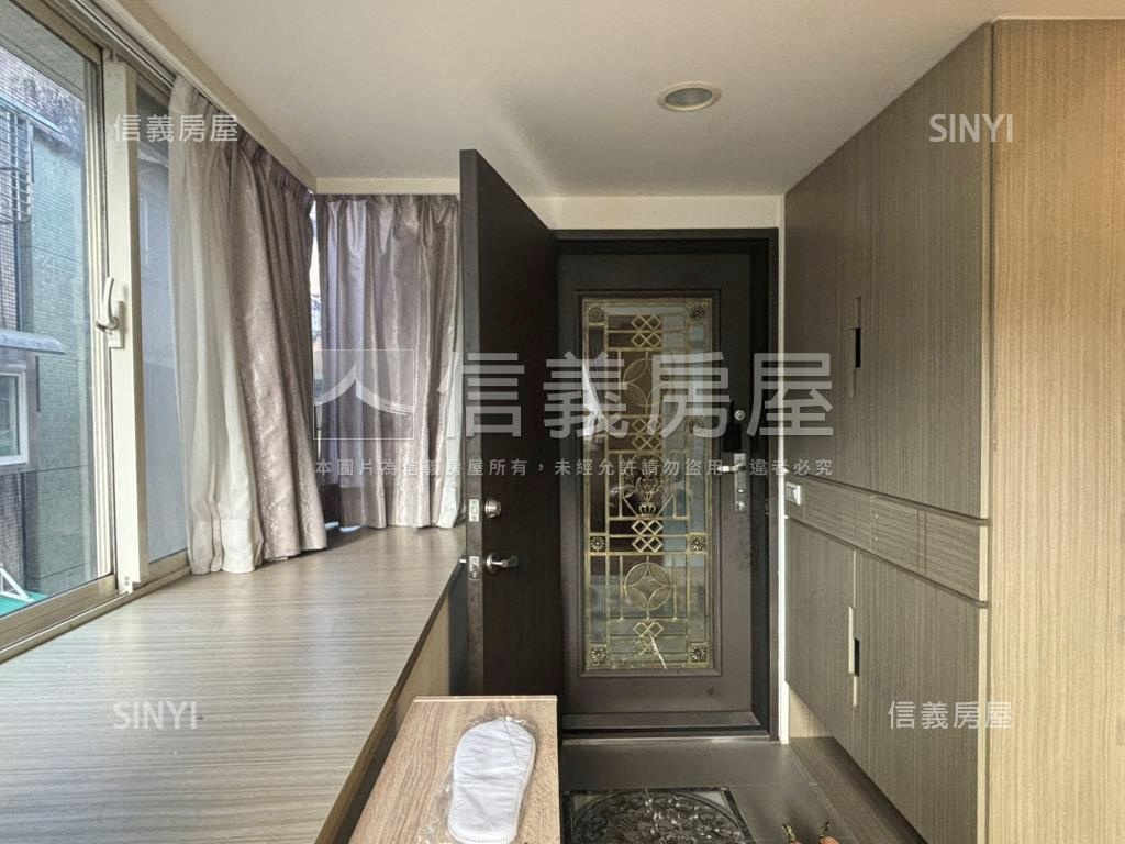 好美龍門邊間大三房房屋室內格局與周邊環境