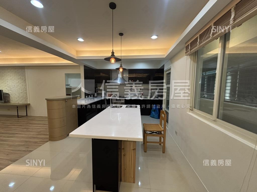 好美龍門邊間大三房房屋室內格局與周邊環境