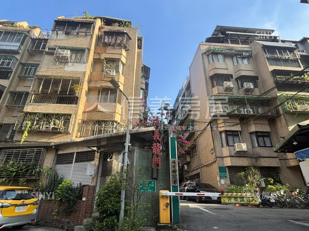 好美龍門邊間大三房房屋室內格局與周邊環境