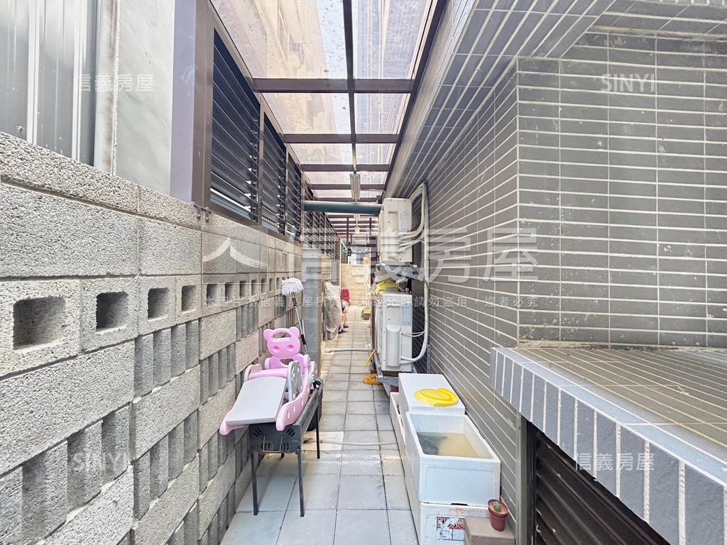 樂高溫馨兩房平車房屋室內格局與周邊環境