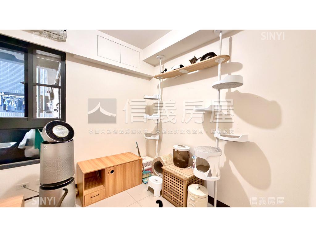 堅山景觀三房平車房屋室內格局與周邊環境