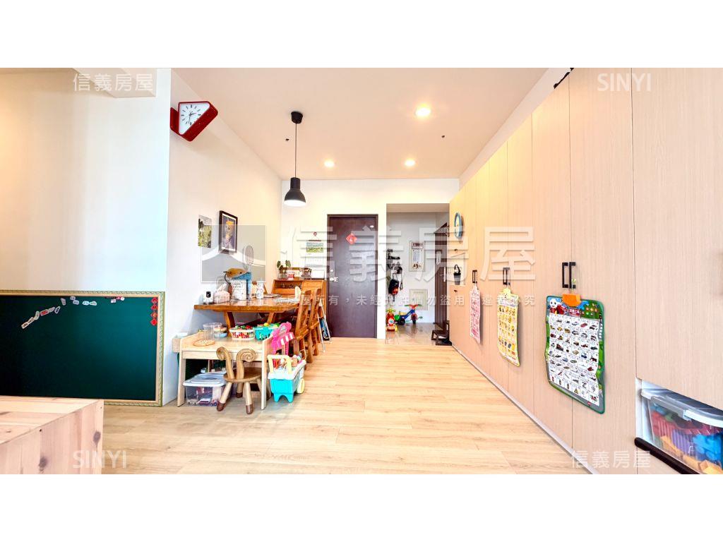 堅山景觀三房平車房屋室內格局與周邊環境