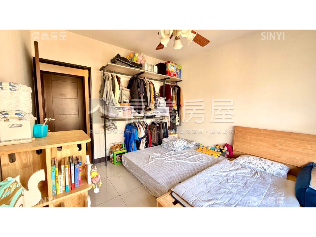 堅山景觀三房平車房屋室內格局與周邊環境