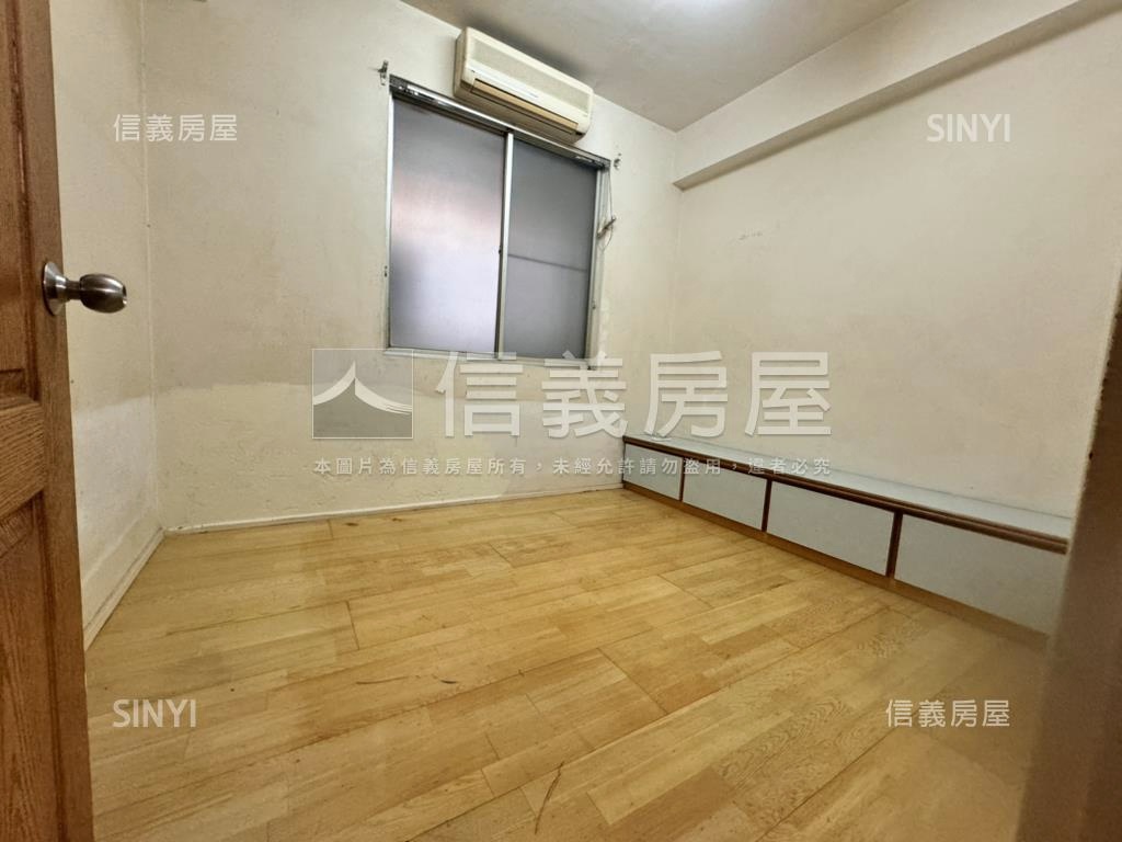 國華街二樓寓房屋室內格局與周邊環境
