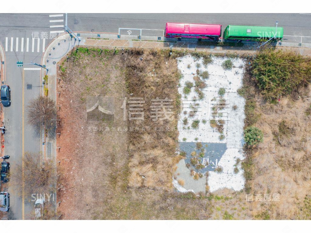 坐擁１１期１４期商圈土地房屋室內格局與周邊環境