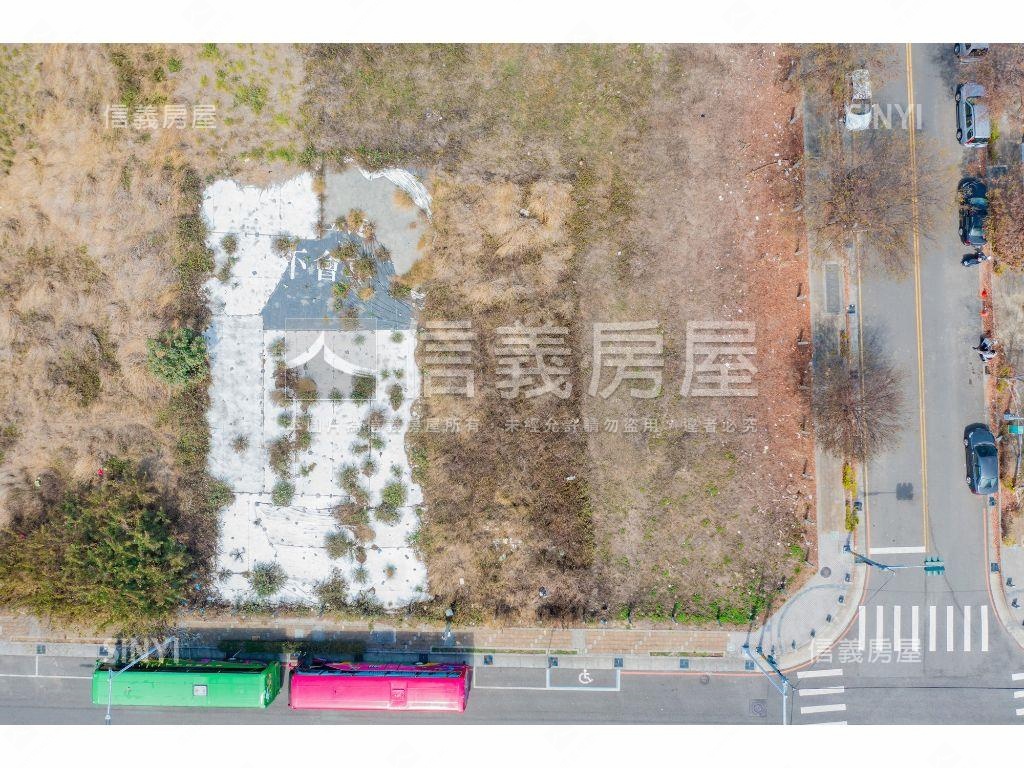 坐擁１１期１４期商圈土地房屋室內格局與周邊環境