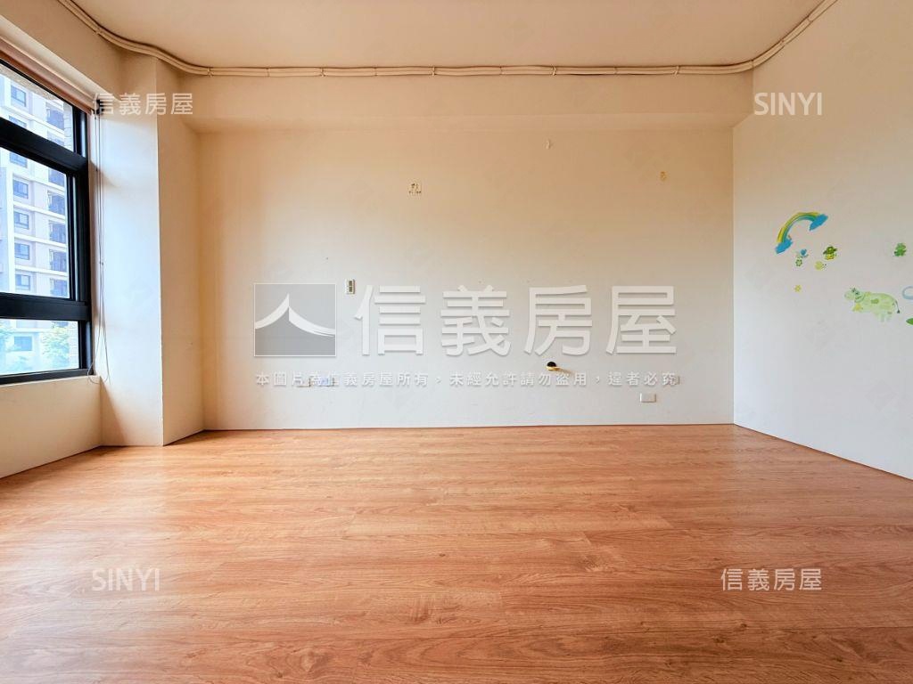 喬立建設社區型別墅房屋室內格局與周邊環境