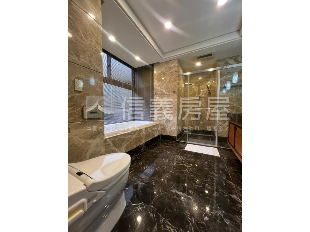 森ＴＯＷＥＲ裝潢溫馨豪邸房屋室內格局與周邊環境