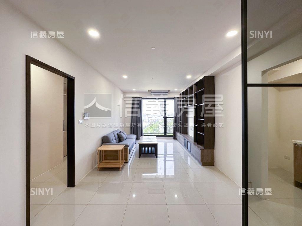 楠梓重劃區近捷運三房平車房屋室內格局與周邊環境