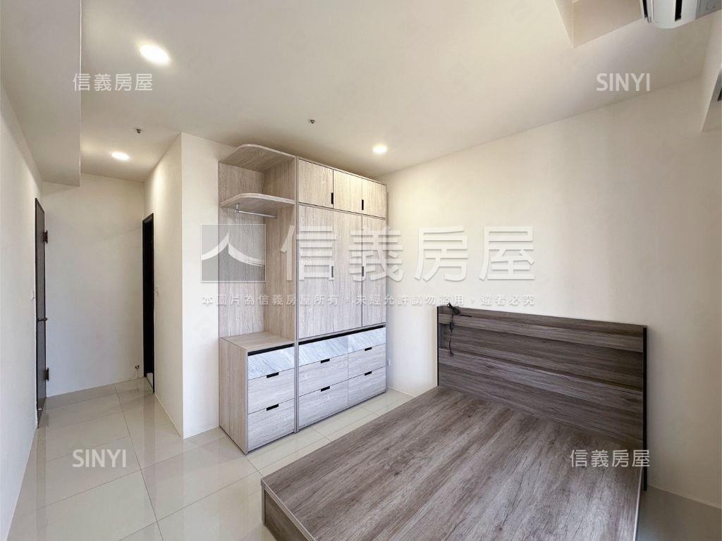 楠梓重劃區近捷運三房平車房屋室內格局與周邊環境