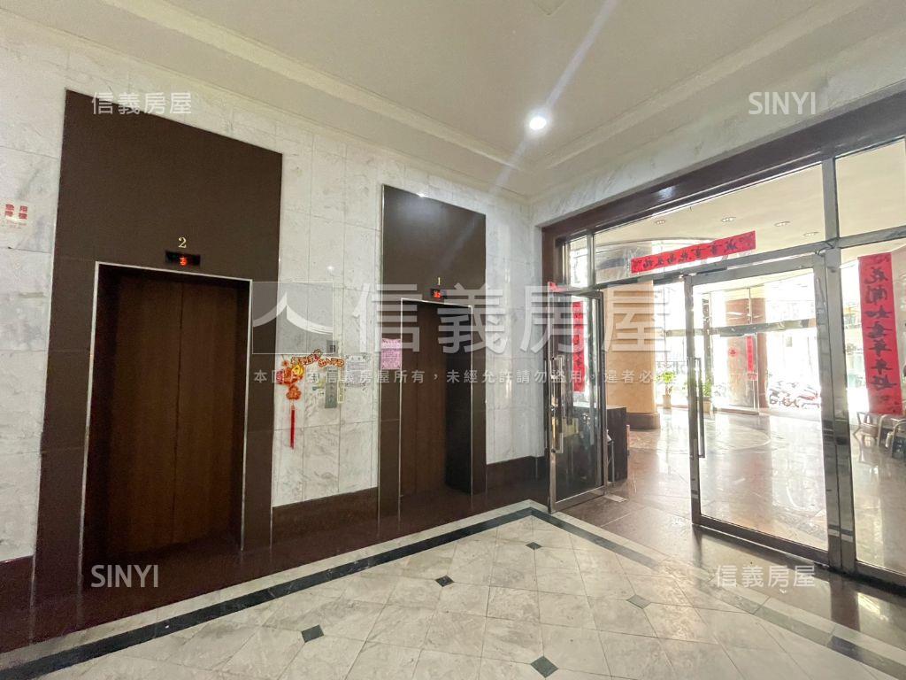 再降價！巨蛋漂亮套房房屋室內格局與周邊環境