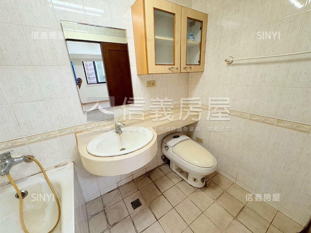 ★溫哥華需要全現金★房屋室內格局與周邊環境