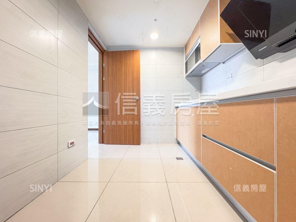 遠雄全新高樓視野四房平車房屋室內格局與周邊環境