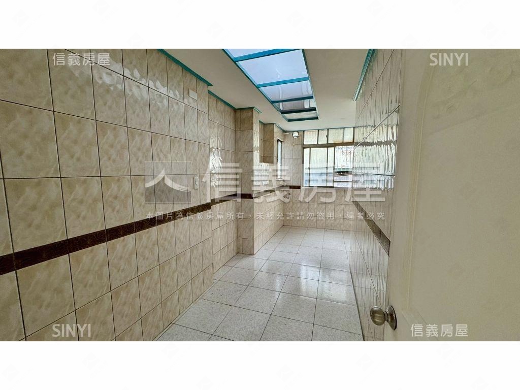 員山二樓免爬高房屋室內格局與周邊環境