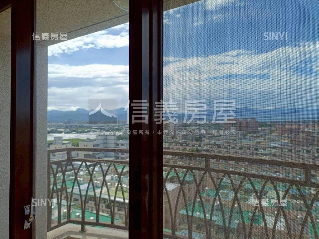 中壢鼎藏高樓層景觀戶房屋室內格局與周邊環境