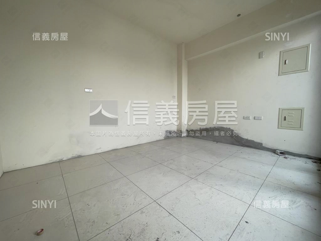 花壇全新大面寬透天２房屋室內格局與周邊環境