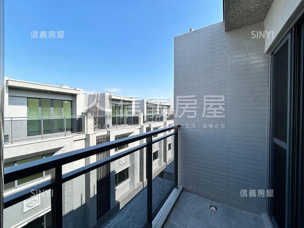 花壇全新大面寬透天２房屋室內格局與周邊環境