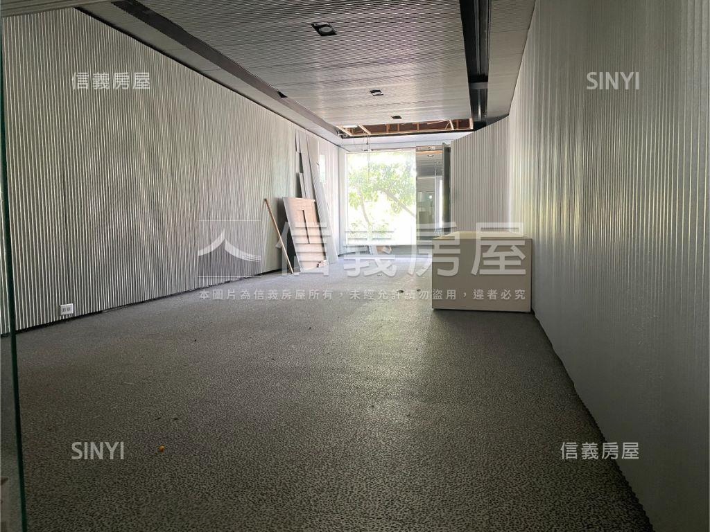 臺灣大道ＳＯＧＯ旁金店面房屋室內格局與周邊環境