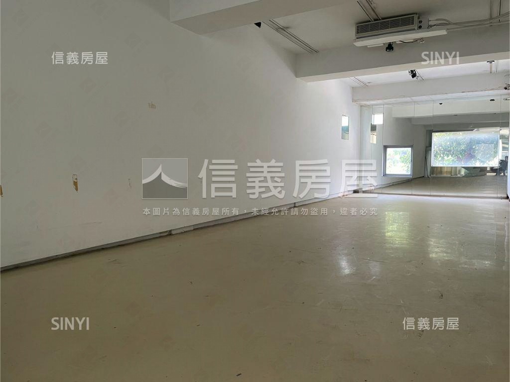 臺灣大道ＳＯＧＯ旁金店面房屋室內格局與周邊環境