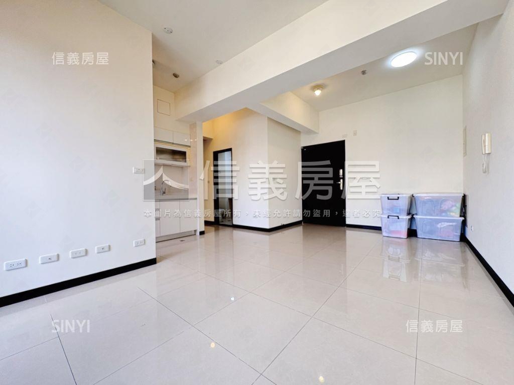 布拉格，兩房平車房屋室內格局與周邊環境