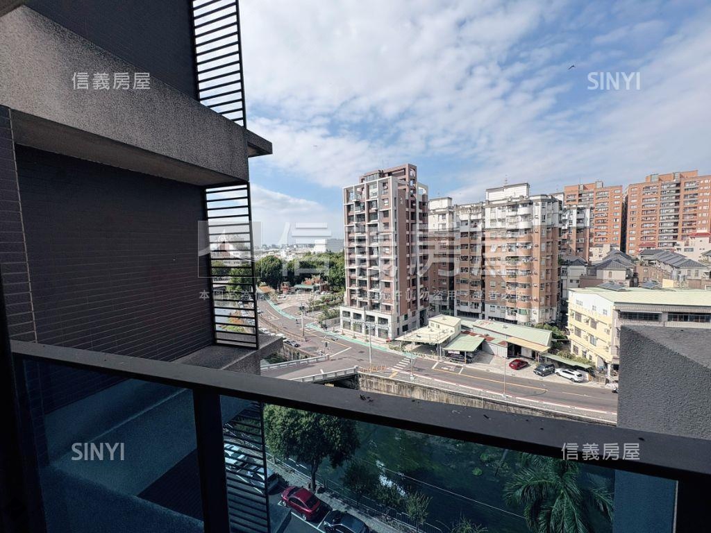 布拉格，兩房平車房屋室內格局與周邊環境