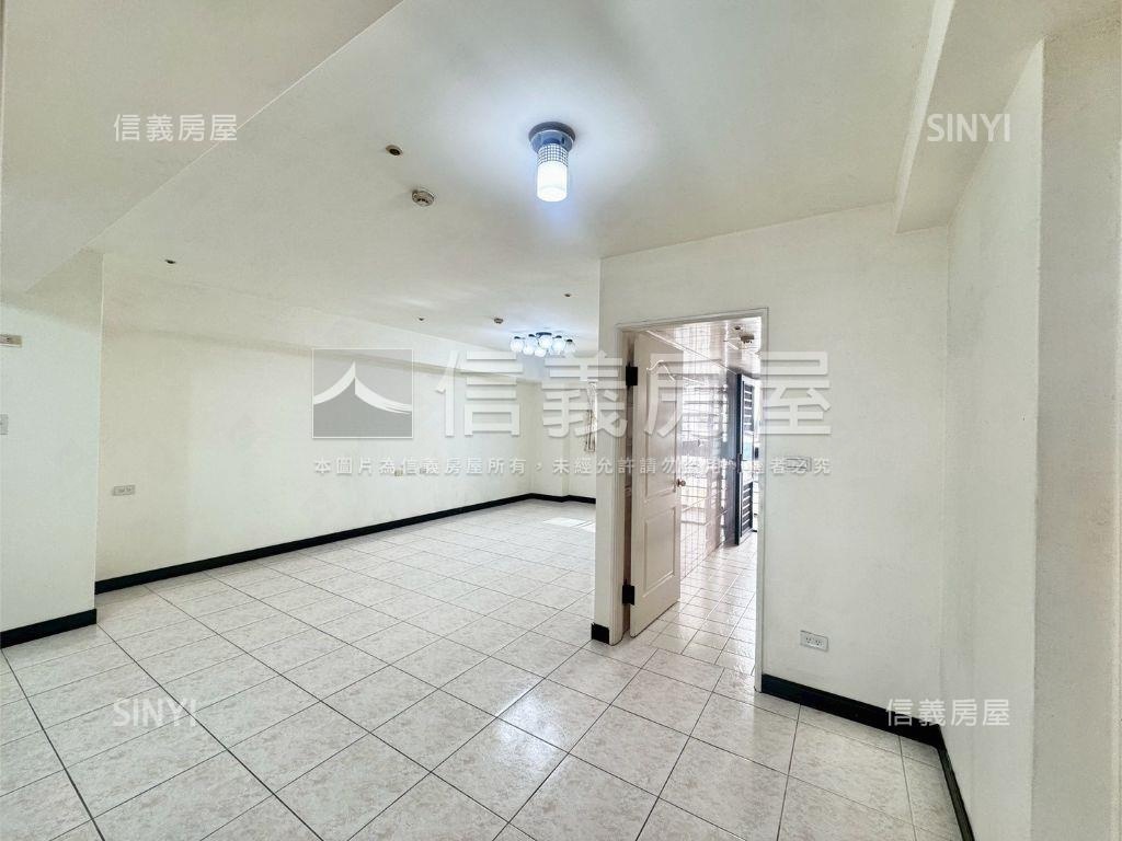 英棋觀邸．次頂樓三房平車房屋室內格局與周邊環境