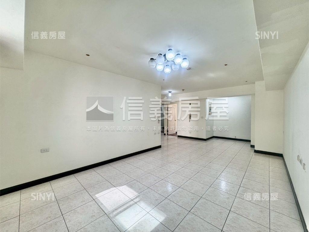 英棋觀邸．次頂樓三房平車房屋室內格局與周邊環境