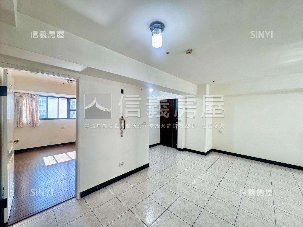 英棋觀邸．次頂樓三房平車房屋室內格局與周邊環境