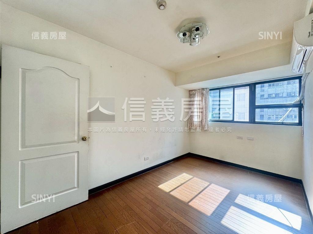 英棋觀邸．次頂樓三房平車房屋室內格局與周邊環境