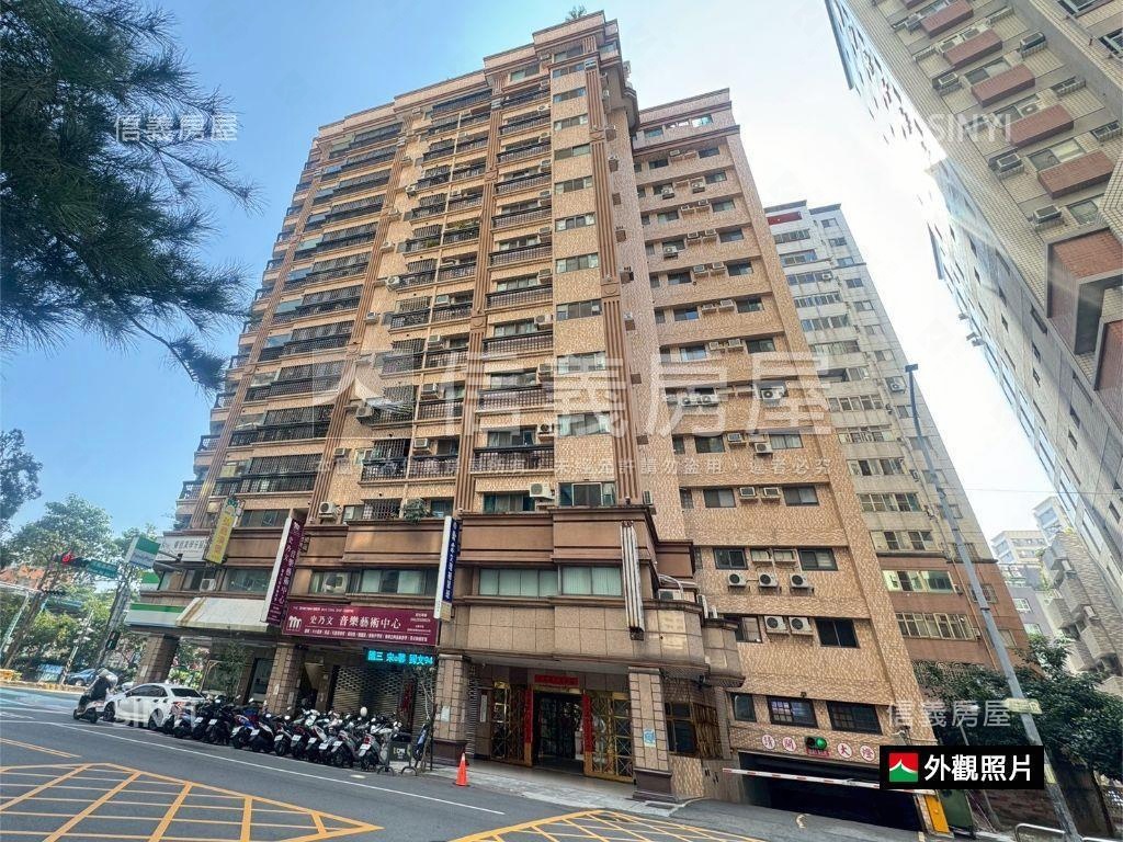 英棋觀邸．次頂樓三房平車房屋室內格局與周邊環境