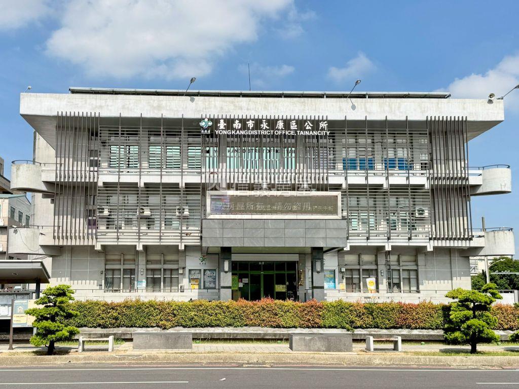 近探索公園朝北採光透天房屋室內格局與周邊環境