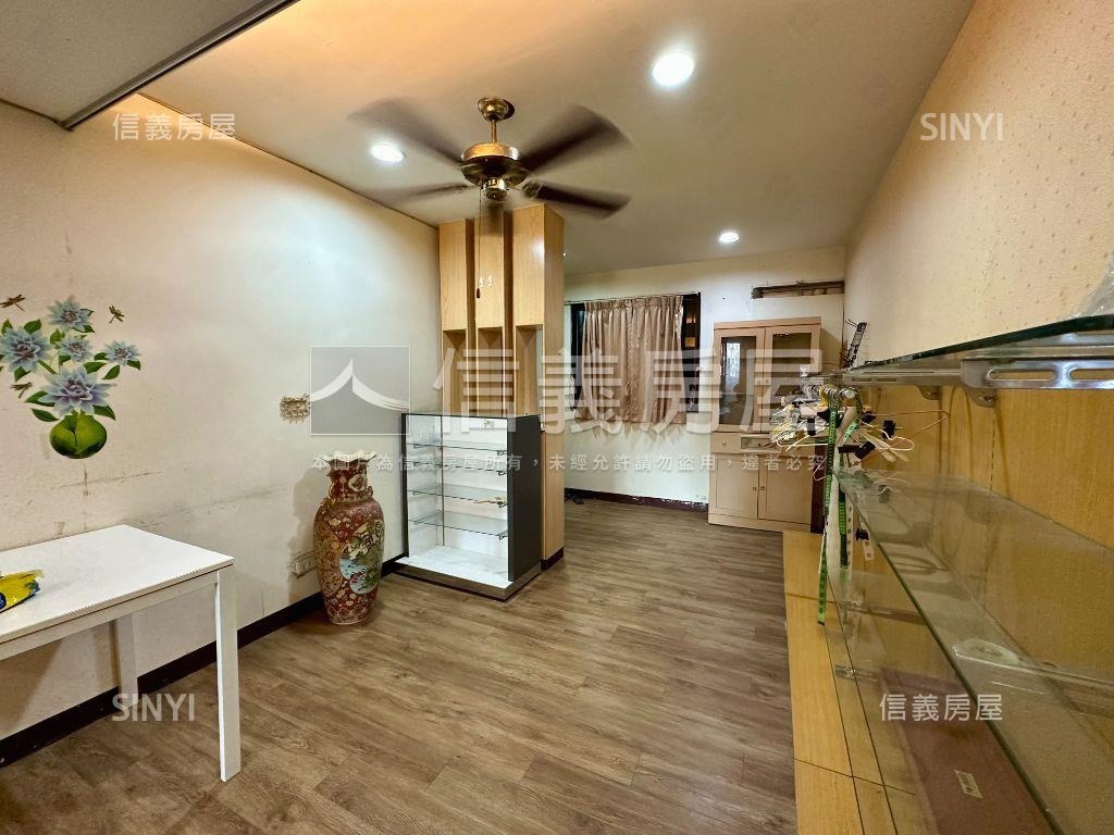 近健行國小兩房房屋室內格局與周邊環境