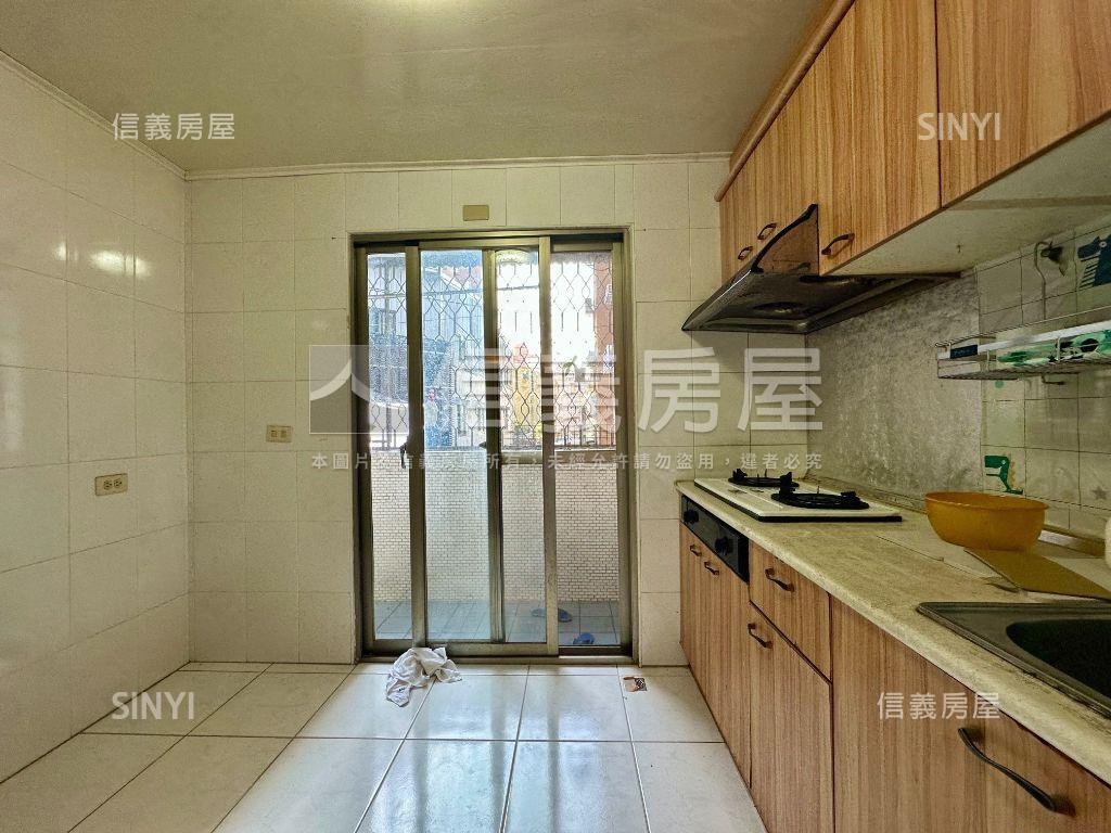 近健行國小兩房房屋室內格局與周邊環境