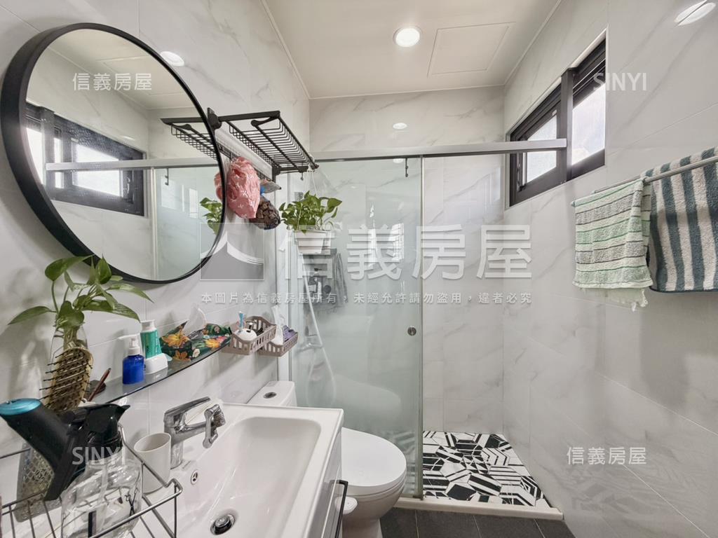 稀有河景★三面採光房屋室內格局與周邊環境