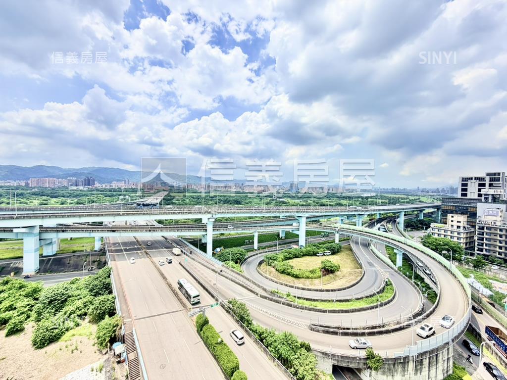 稀有河景★三面採光房屋室內格局與周邊環境
