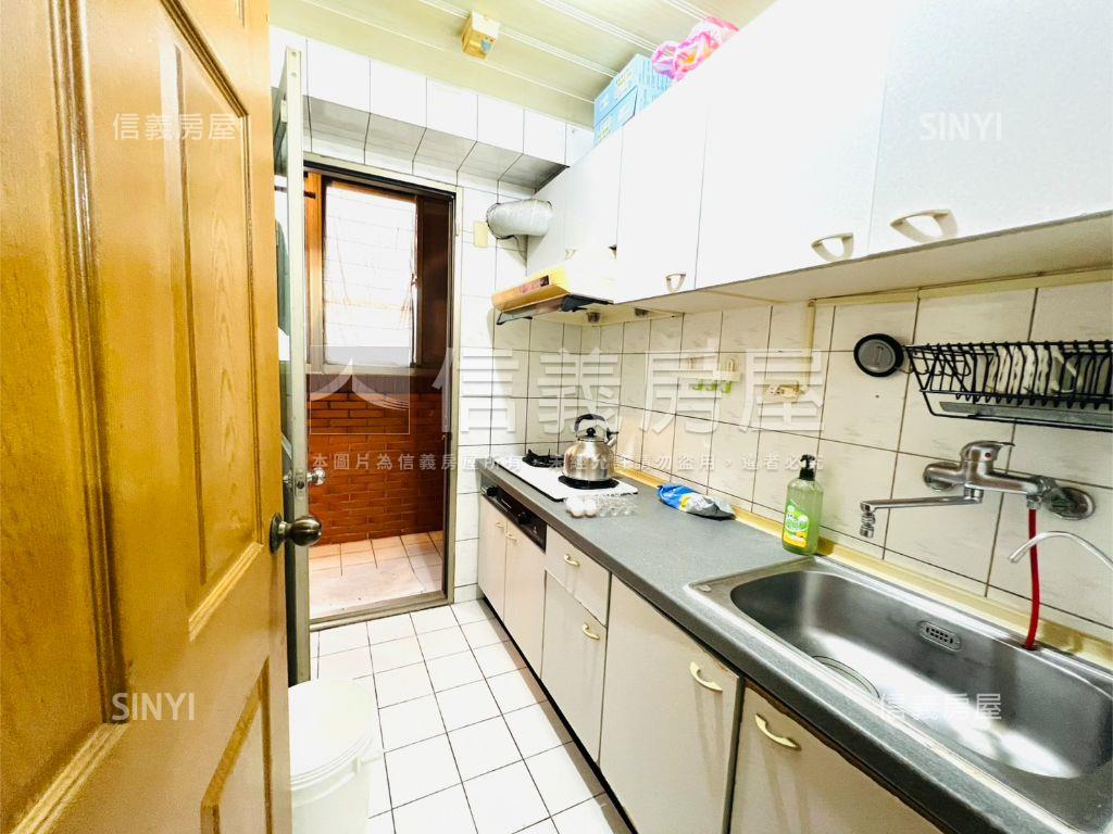 台北東京兩房車位房屋室內格局與周邊環境