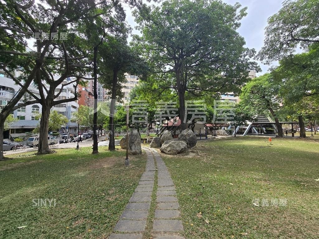 稀有釋出國泰雙橡園樹海戶房屋室內格局與周邊環境