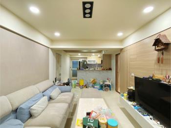 近培英東園美裝潢３房