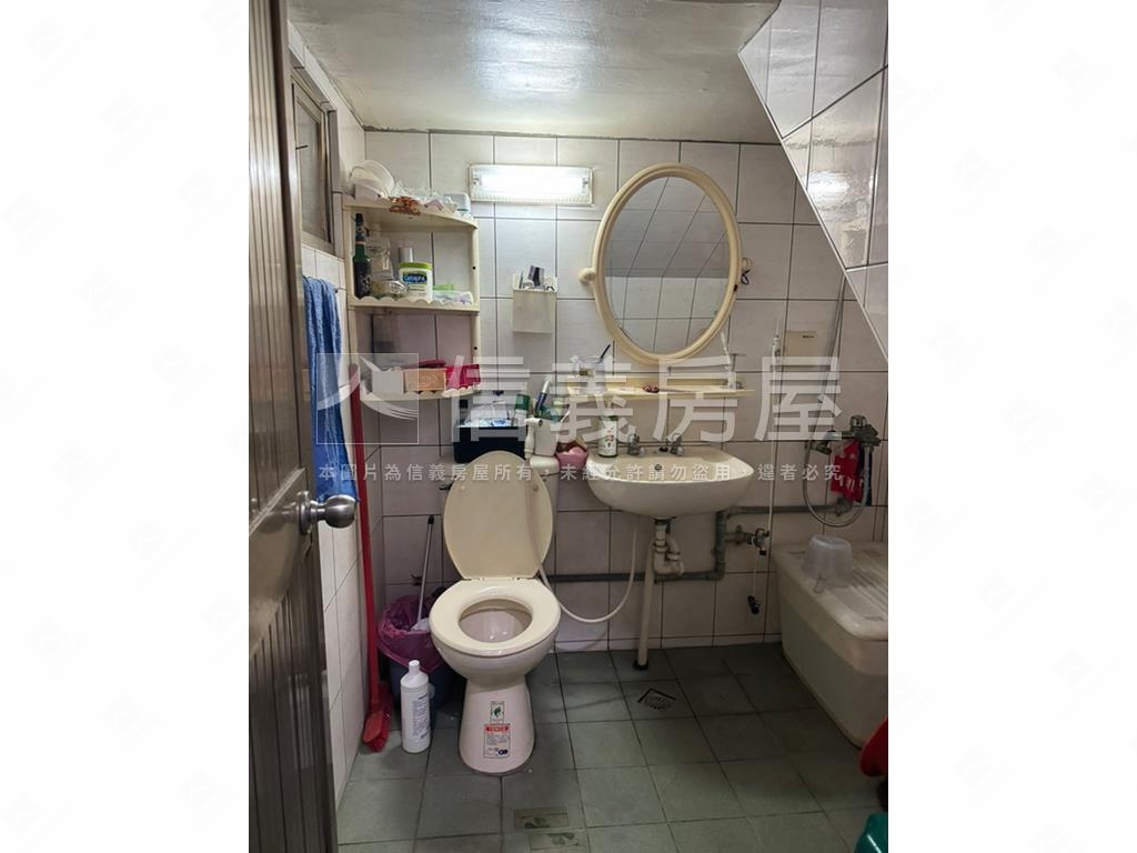 近交流道活巷透天房屋室內格局與周邊環境