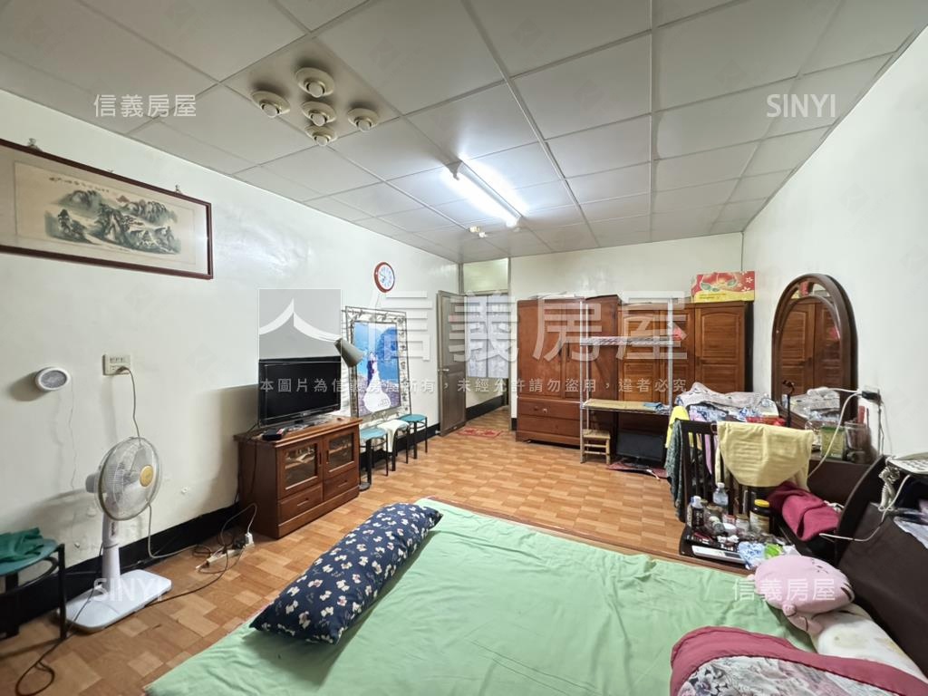 近交流道活巷透天房屋室內格局與周邊環境
