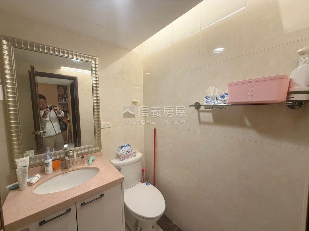 曜世紀美美三房房屋室內格局與周邊環境