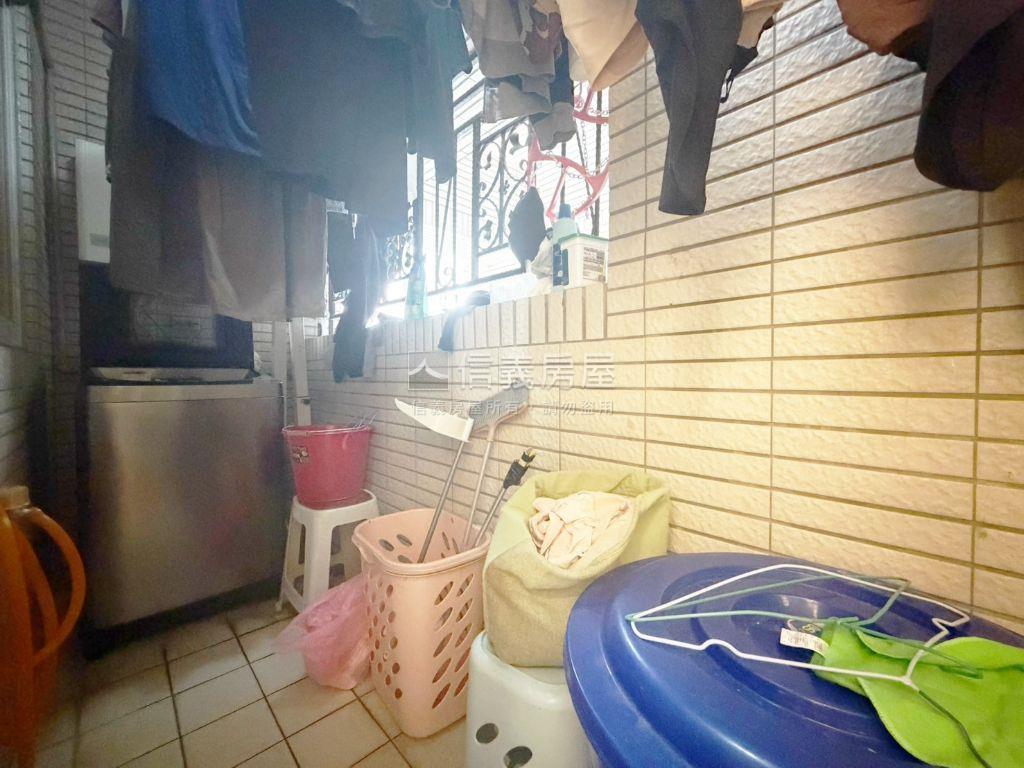 曜世紀美美三房房屋室內格局與周邊環境