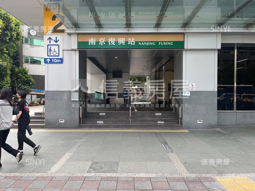 長春路黃金店面房屋室內格局與周邊環境