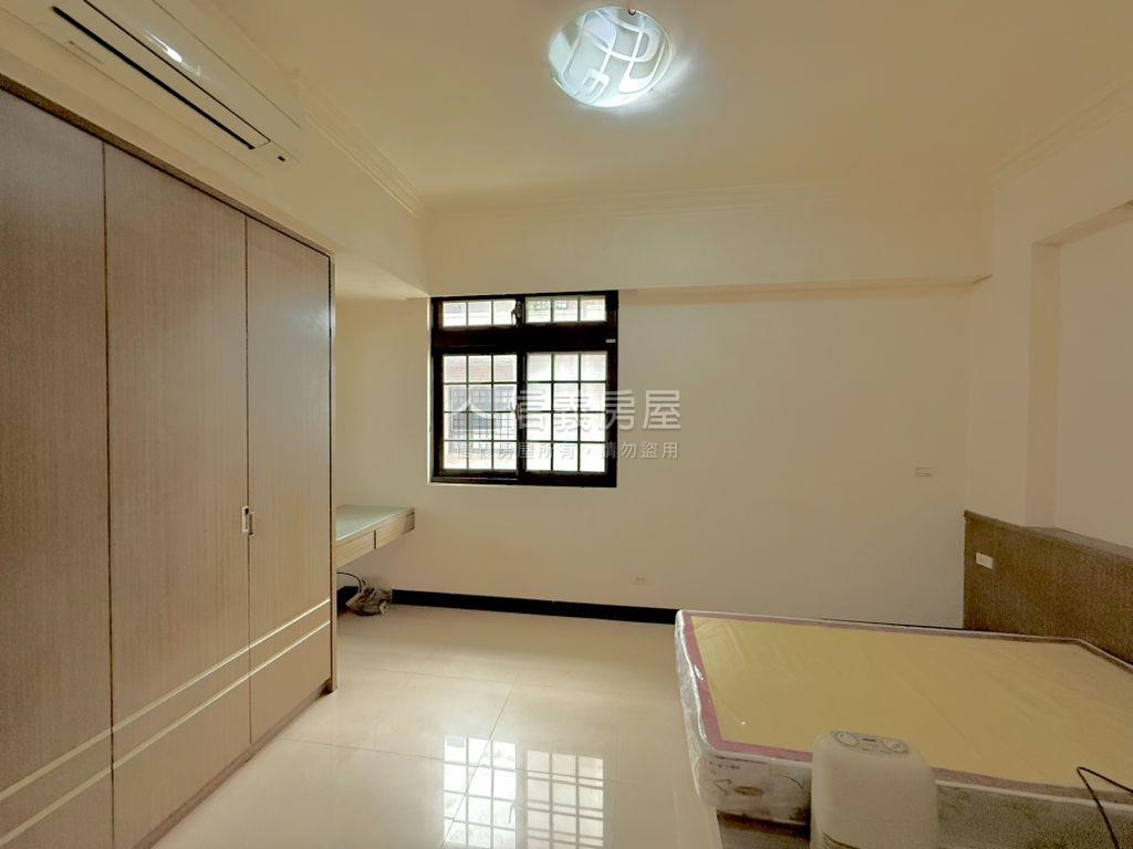 忠勇三街電梯別墅房屋室內格局與周邊環境