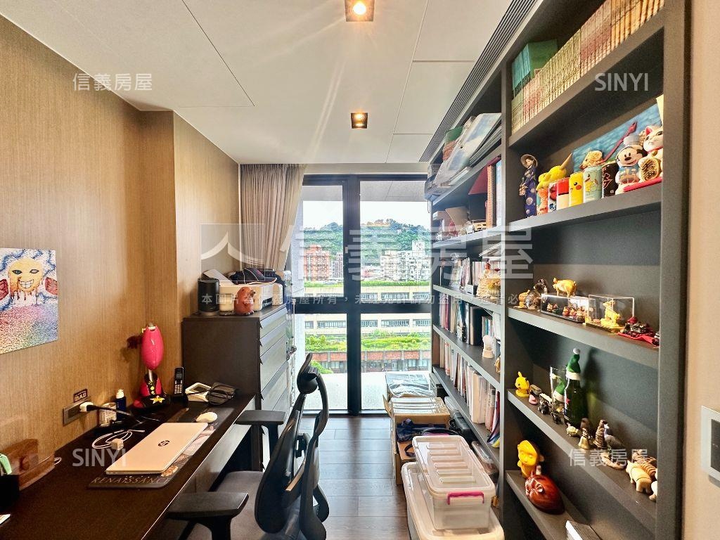 靜心苑高樓層景觀４房房屋室內格局與周邊環境