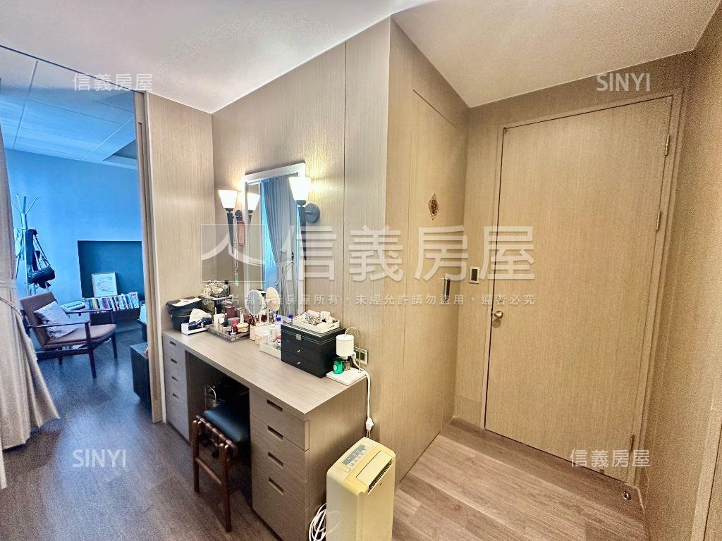 靜心苑高樓層景觀４房房屋室內格局與周邊環境
