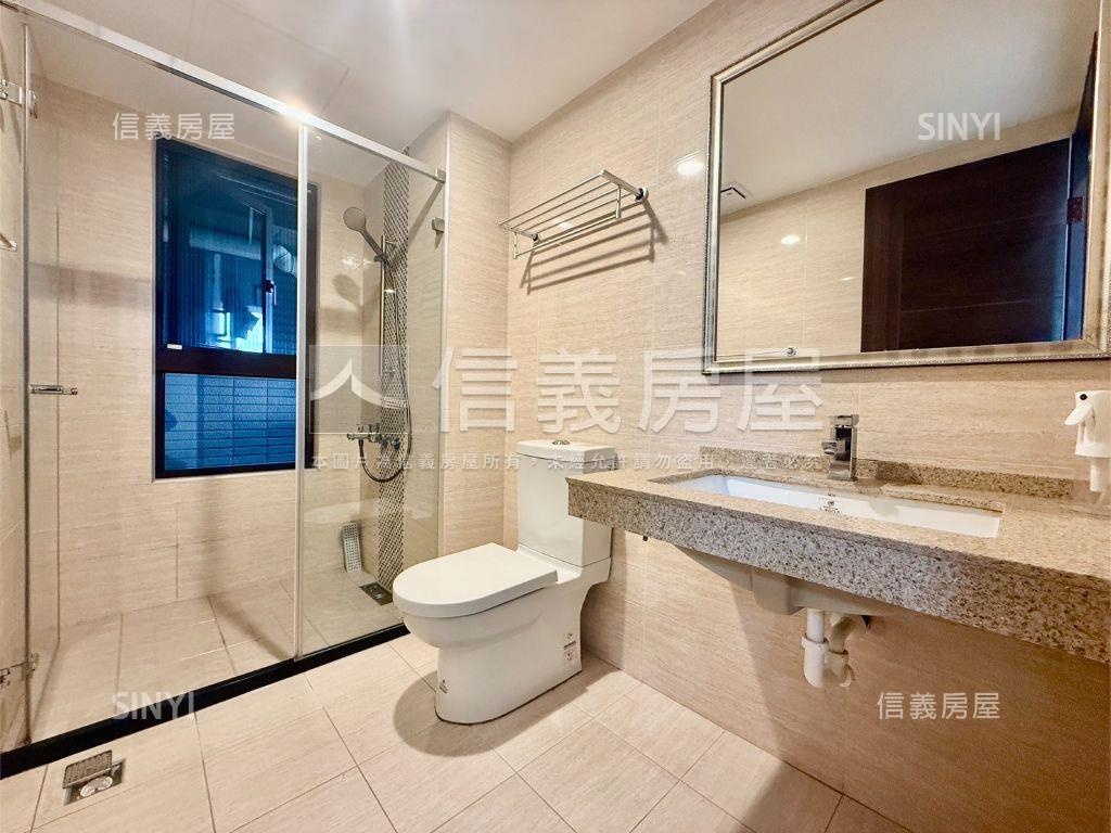 面河岸三房雙獨立平車房屋室內格局與周邊環境